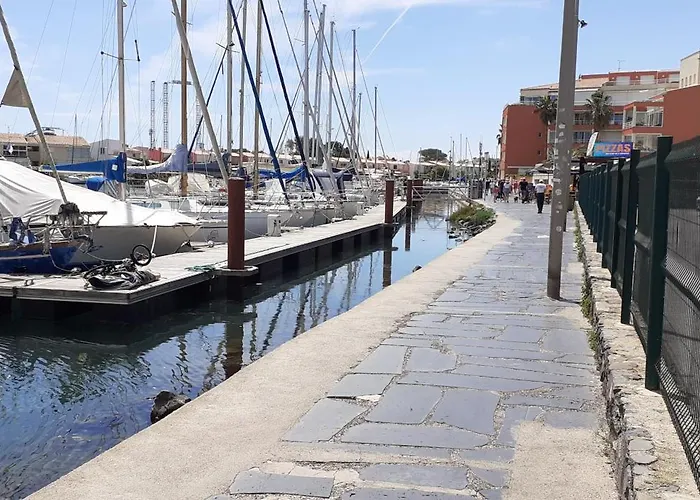 Centre Port Du Cap D'agde *